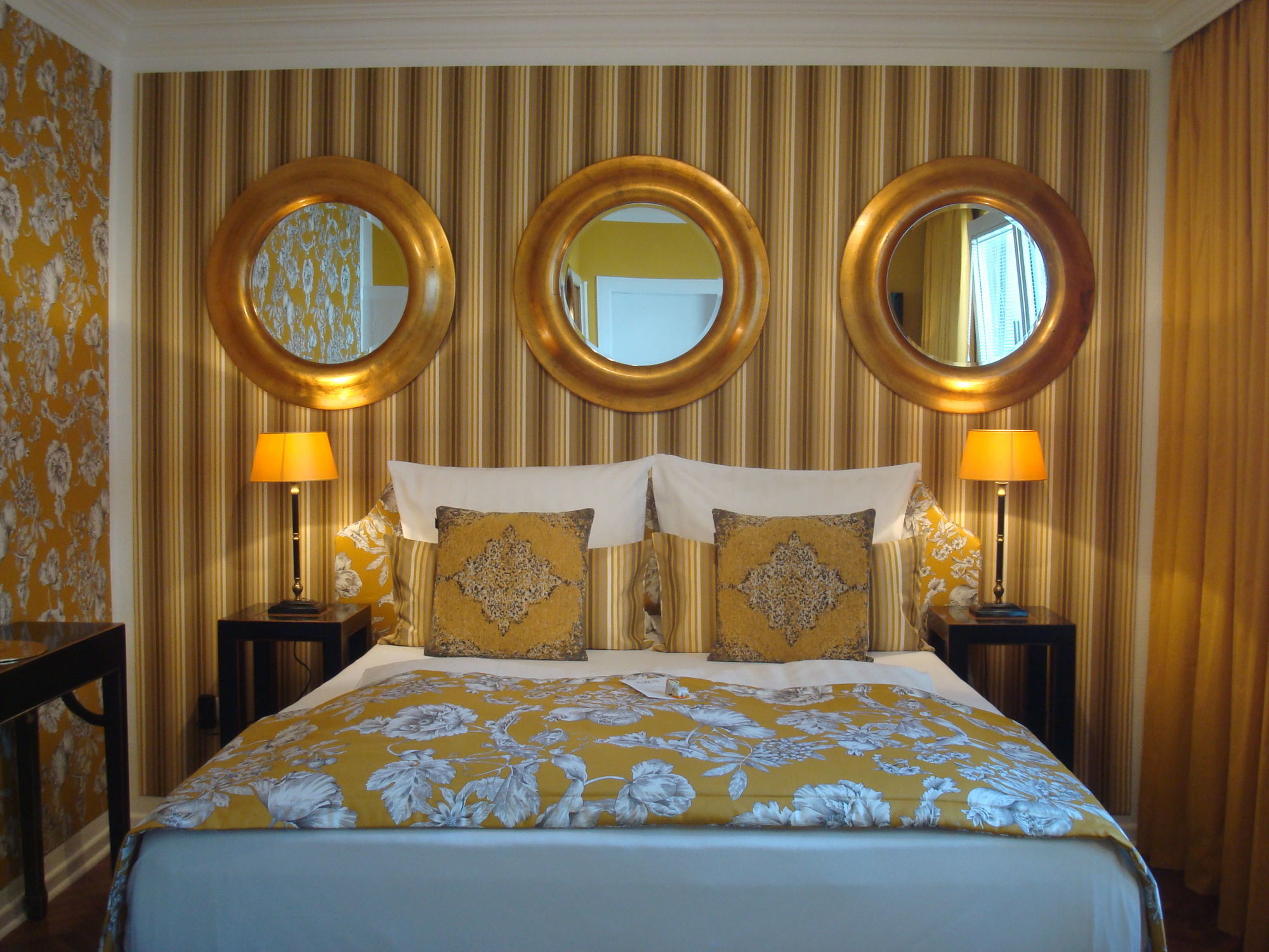 Hotel Sir & Lady Astor Dusseldorf Exterior photo